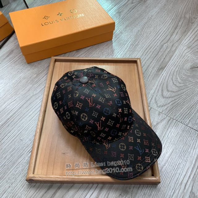 LV新品男士帽子 路易威登彩色印花鴨舌帽棒球帽  mm1344